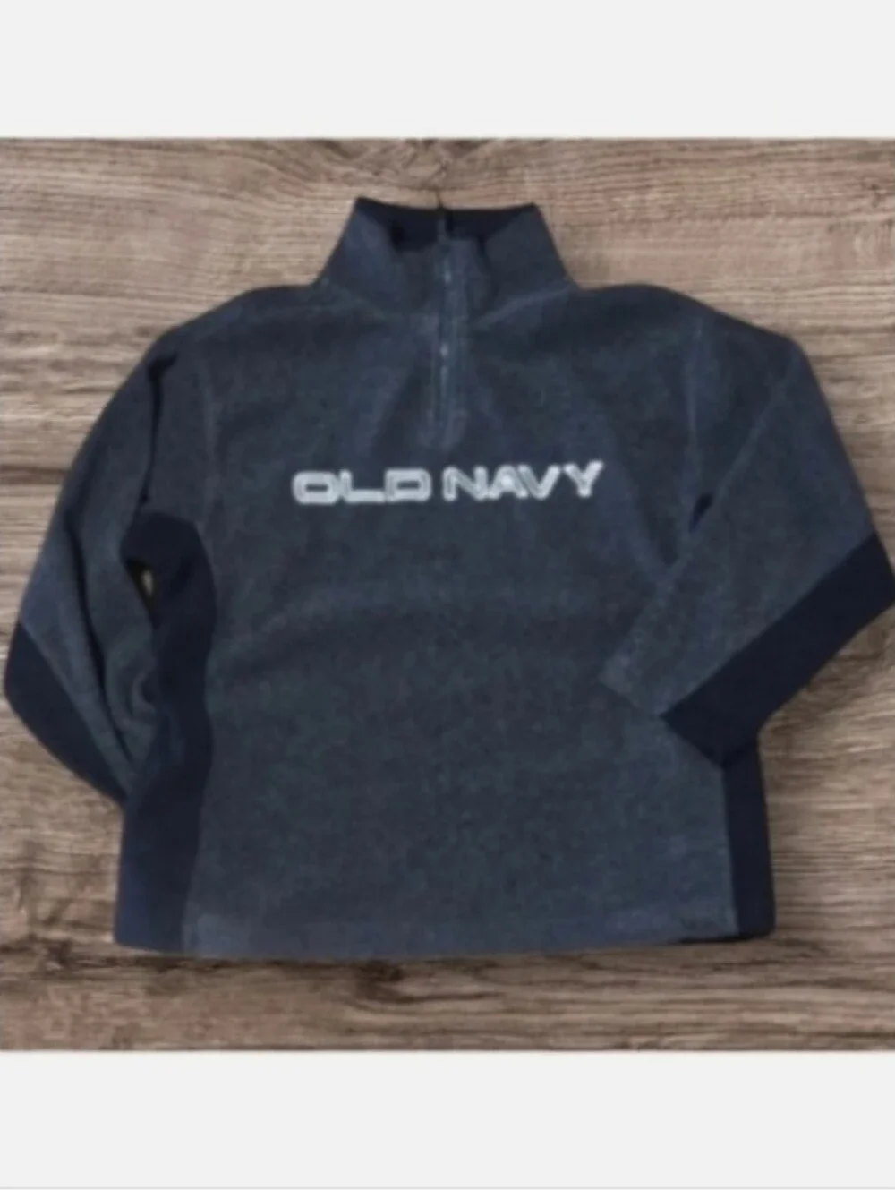 BOY'S OLD NAVY PULLOVER
